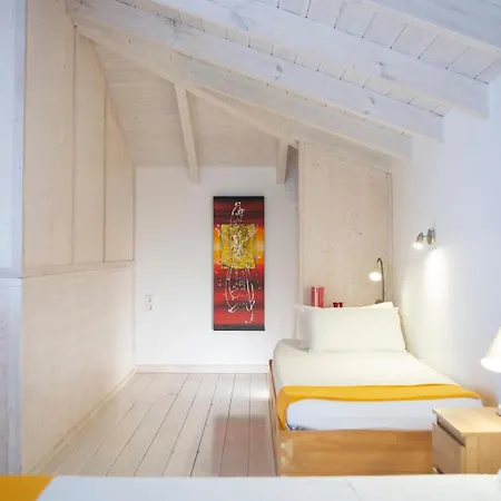 Amoudia - Luxury Right On The With Private Pool 빌라