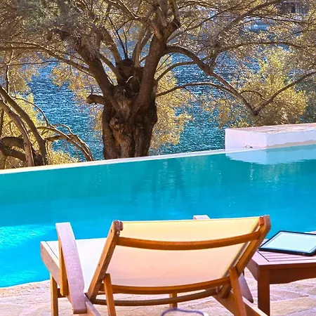 빌라 Amoudia - Luxury Right On The With Private Pool *